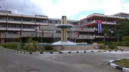 Empresa española se niega a vender a Cuba un repuesto para el hospital Frank País por el bloqueo de Estados Unidos