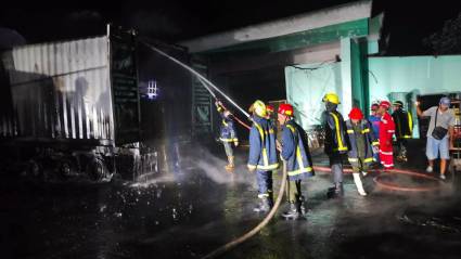 riesgos de incendios por almacenamiento de combustible en tanques IBC.jpg