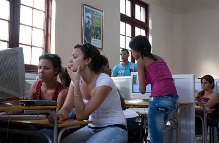 Técnico en Secretariado de microcomputadoras