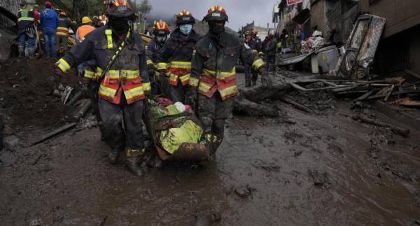 Aluvión deja más de 20 muertos en Quito